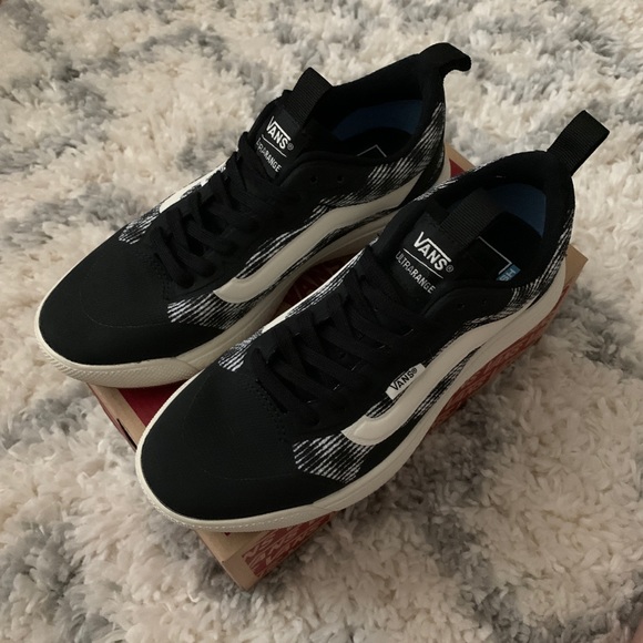 blur checker ultrarange exo shoes